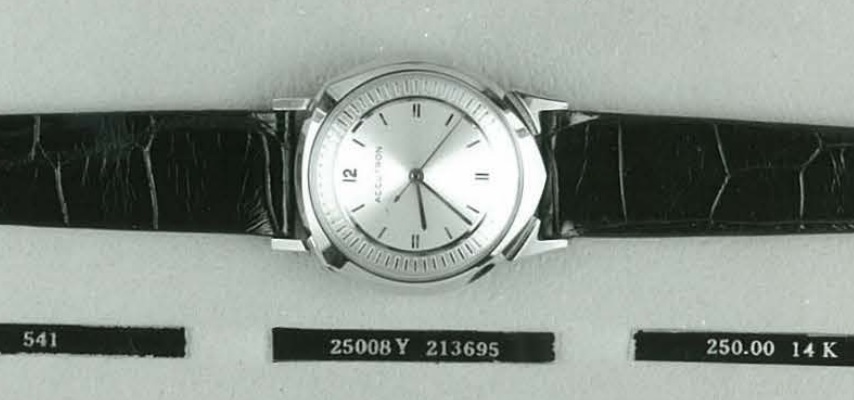 1960 Bulova Accutron 541