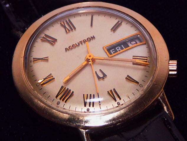 Accutron 218  Day-Date