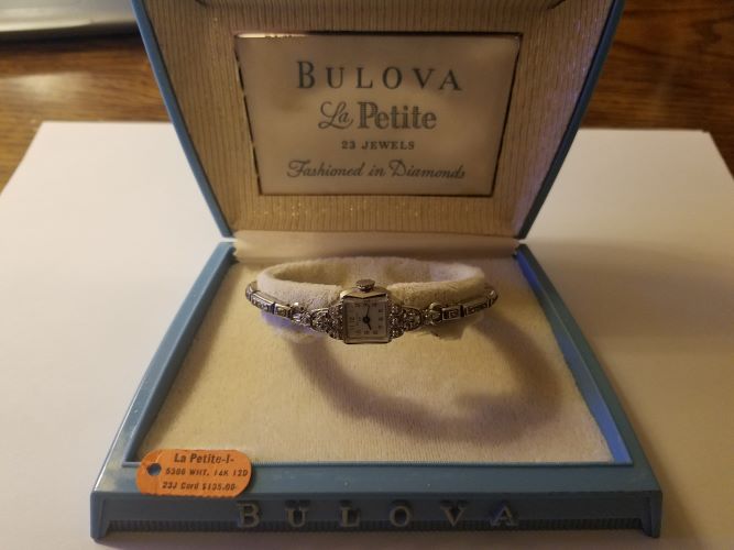 [field_year-1956] Bulova La Petite