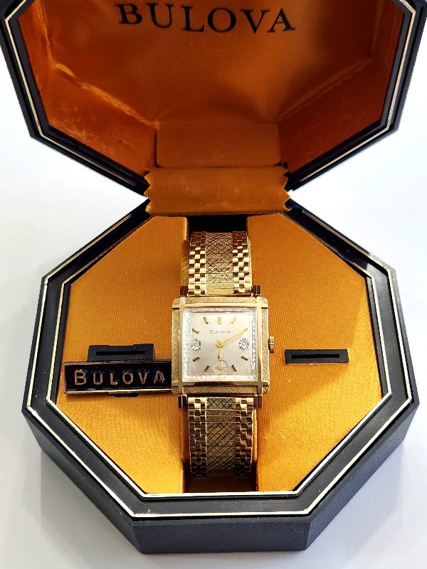 1967 Bulova Diamond Excellency E 5-18-23 Case