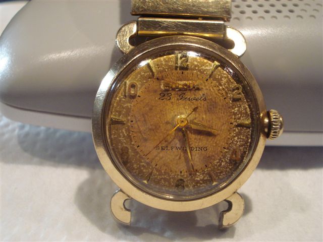Bulova watch 23 jewels case ser#C787489 submitted  by keys36m@yahoo.com